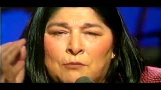 MERCEDES SOSA  quotTodo cambiaquot videoclip oficial [upl. by Kermit]